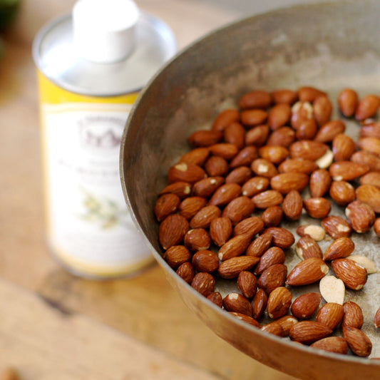 how long to roast nuts in oven